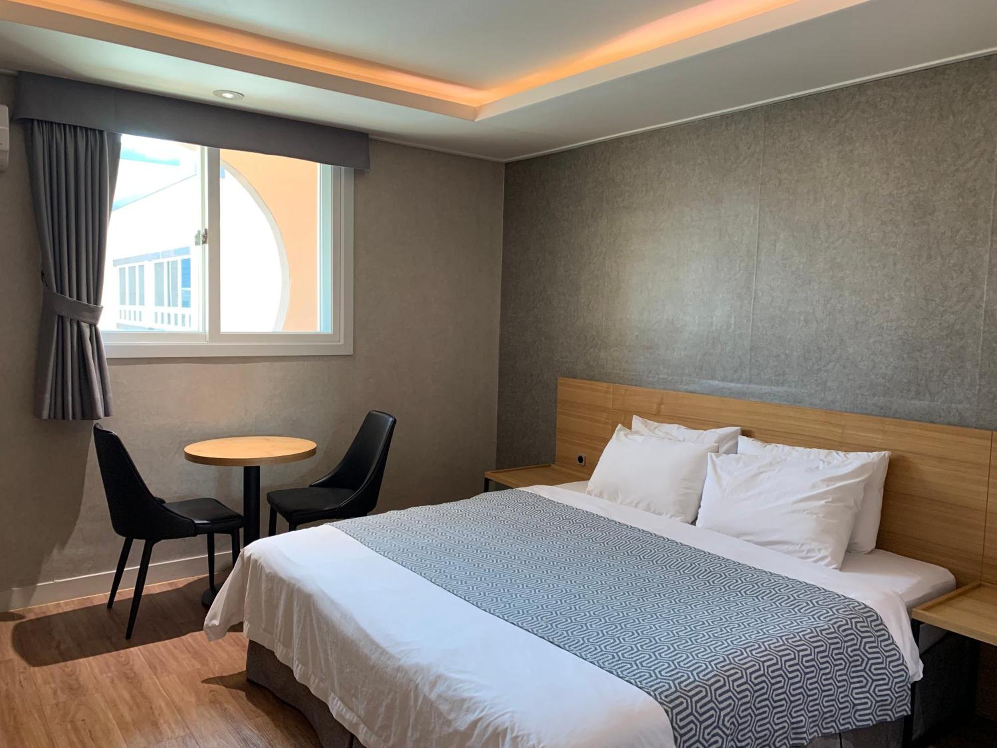 I-Check Hyunjin Hotel Тонхэ Экстерьер фото