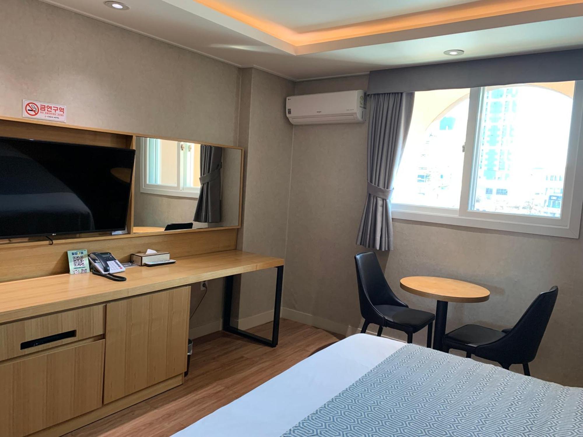 I-Check Hyunjin Hotel Тонхэ Экстерьер фото